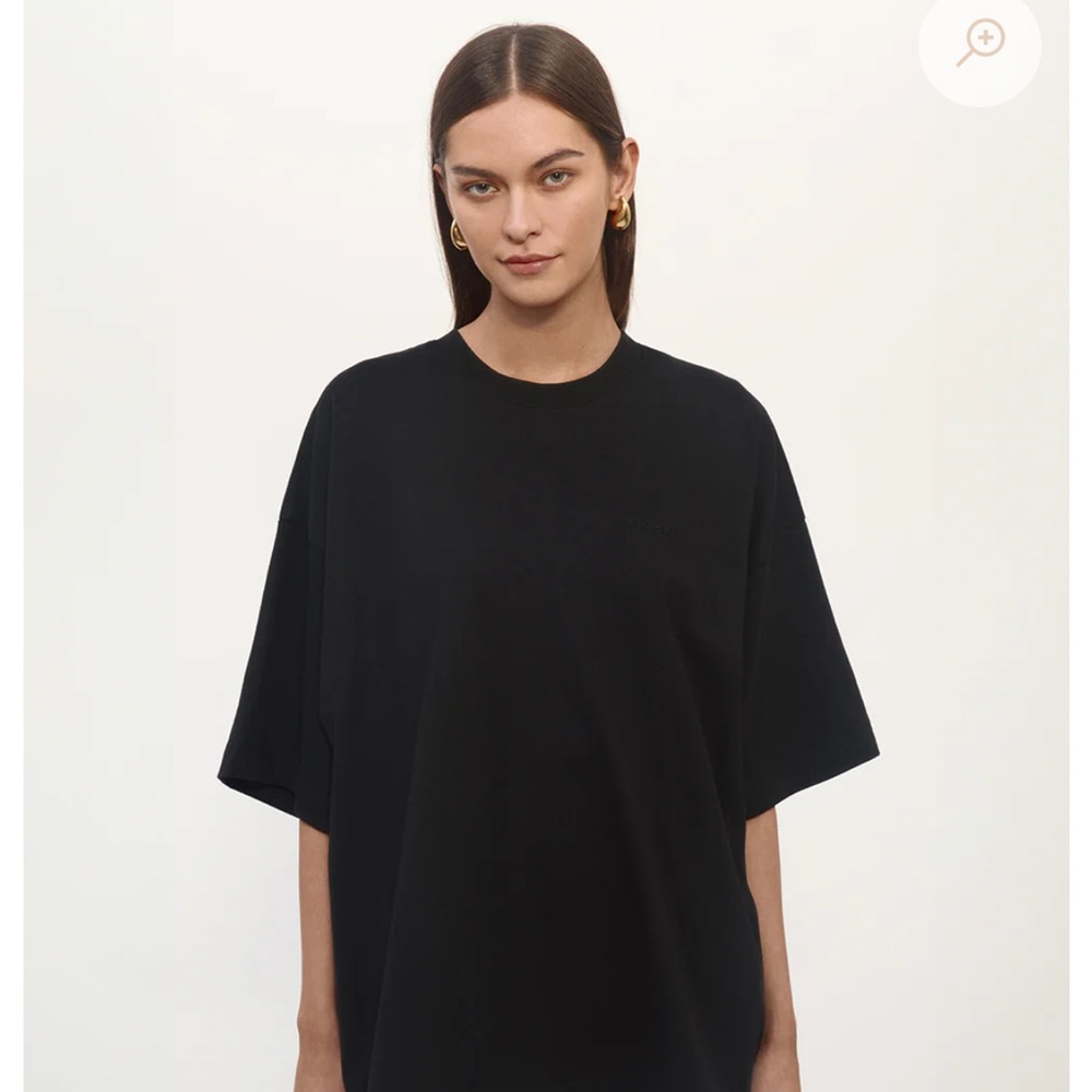 NYLORA Black Short-Sleeve Crewneck T-Shirt